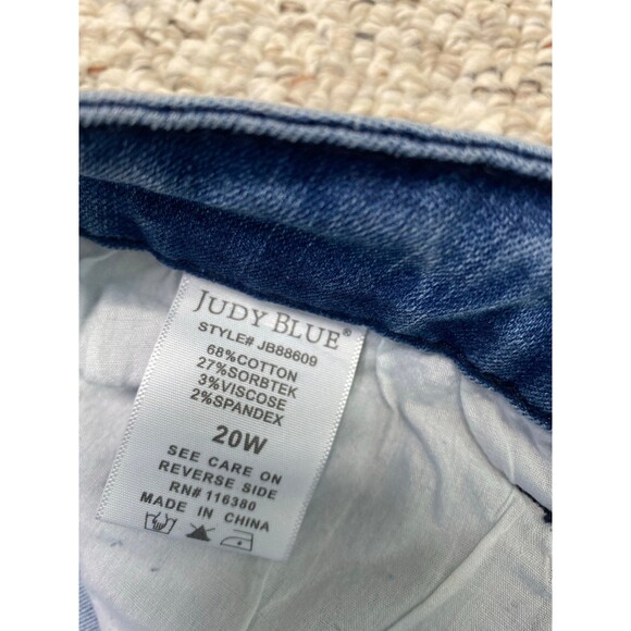 20W Judy Blue High Rise Relaxed Fit Raw Step Fray Hem - Picture 8 of 9